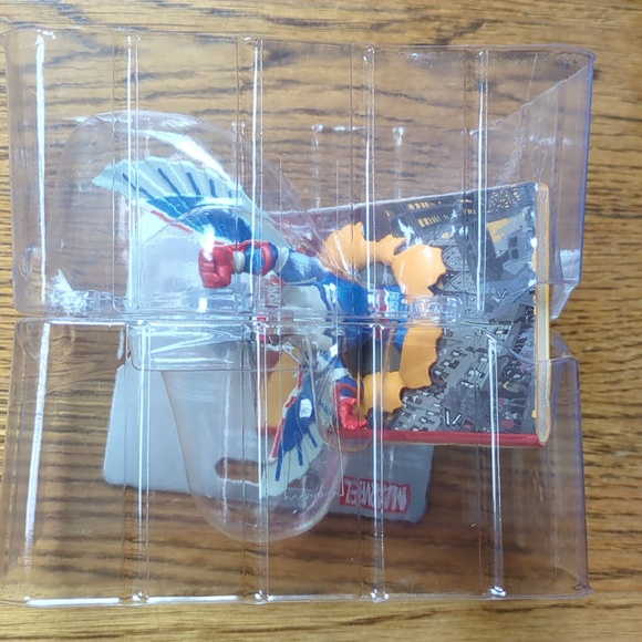 NWT Captain America Sam Wilson Sketchbook Ornament Marvel Comics Disney - Picture 5 of 11